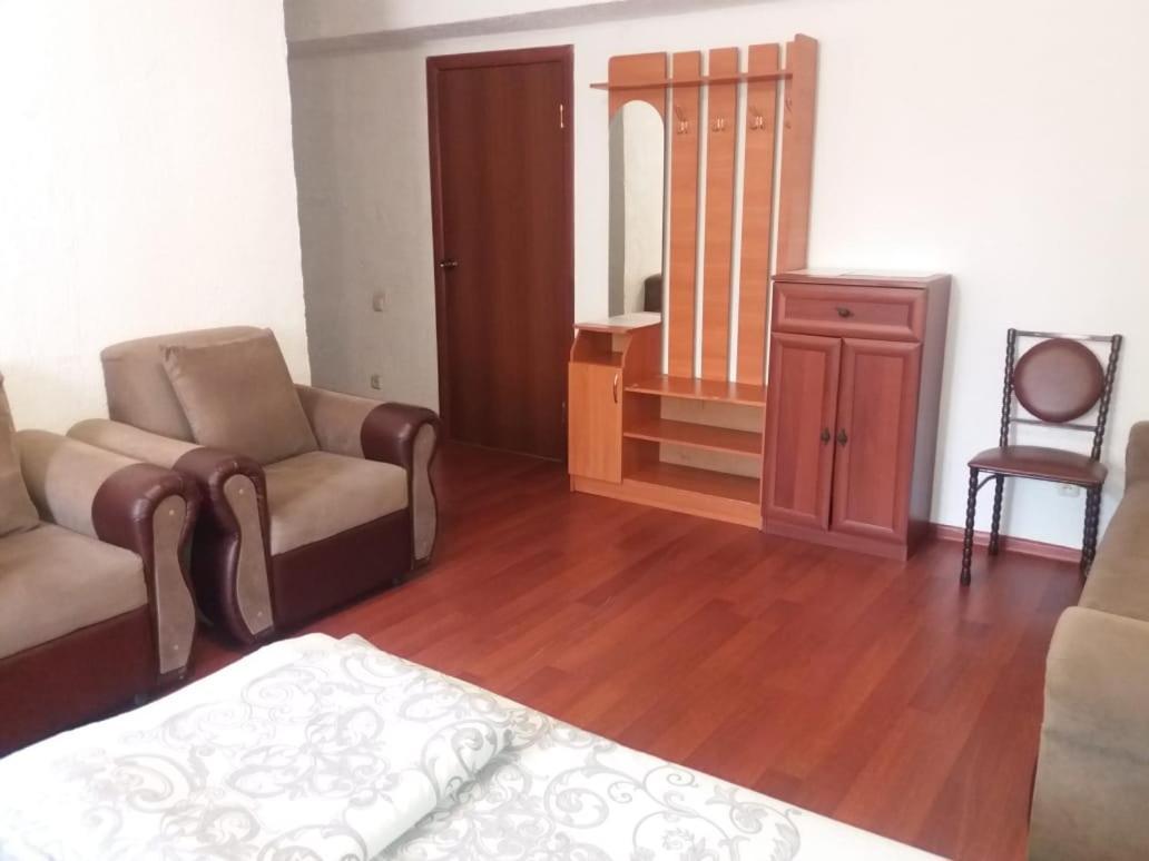Nuri Hotel Karaganda Luaran gambar